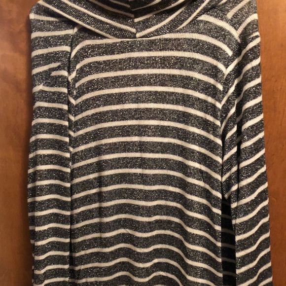 Dots Gray/White Metallic Stripe Drape Necked Top - Picture 2 of 3